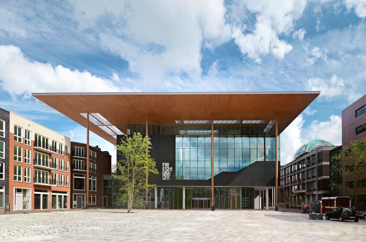 Post-Plaza Hotel & Grand Cafe Leeuwarden Exterior foto