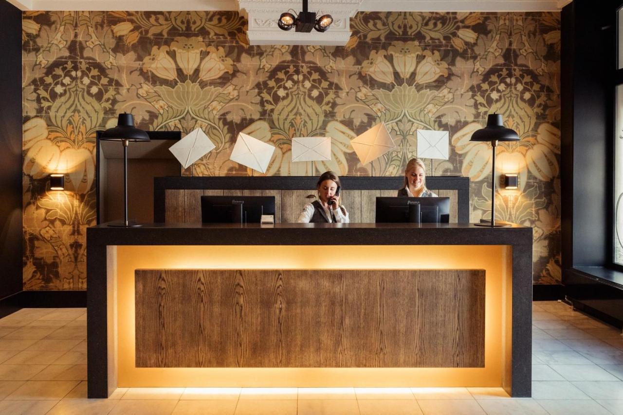 Post-Plaza Hotel & Grand Cafe Leeuwarden Exterior foto